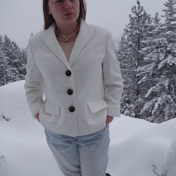 White Blazers Jones Studio Separates - Picture 2 of 4